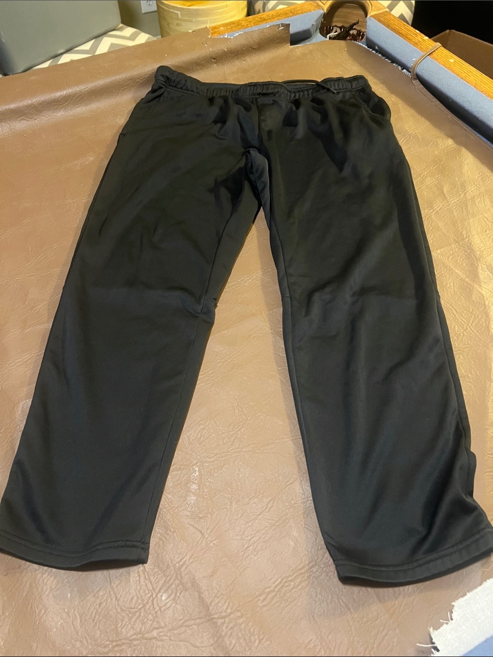 Men's Black Elastic-Waist Jogger Pants
